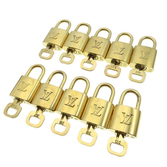authenticity guaranteed LOUIS VUITTON Padlock & Key Bag Accessories Charm - Picture 1 of 1